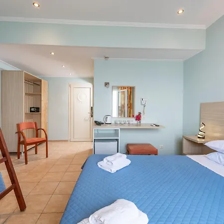 Corfu Maris 4*
